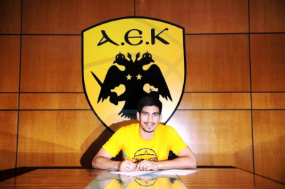 ΑΕΚ: Ανακοίνωσε Σκουλίδα