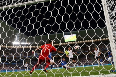 Euro 2016: Το γκολ του Οζίλ! (video)