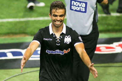 ΠΑΟΚ: Επίθεση Βίτορ σε Μίχελ!