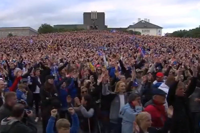 Euro 2016: Ανατριχίλα με την κραυγή 10 χιλιάδων Ισλανδών! (video)