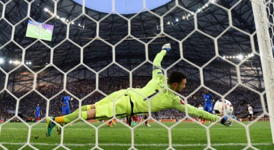 Euro 2016: Η απάντηση του Γιορίς στον Νόιερ! (video)