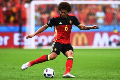 Στη Νάπολι ο Βίτσελ