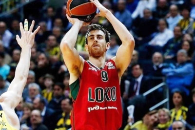 96 ώρες αντάλλασαν συμβόλαια!