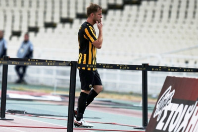 Έφερε προτάσεις ο Κορδέρο αλλά δεν άρεσαν στην ΑΕΚ...