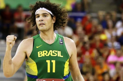 Χωρίς Βαρεχάο η Βραζιλία