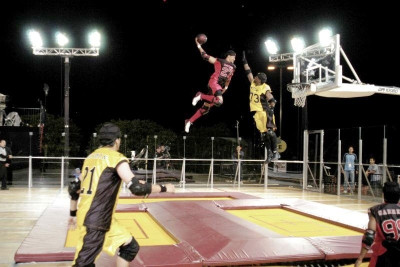 Το πιο εντυπωσιακό παιχνίδι Slamball (video)