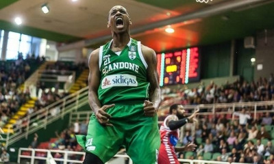 Κλείνει Νάναλι