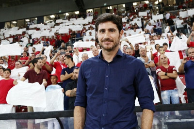 Σε δύσκολη θέση ο Βίκτορ