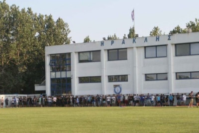 Κατάληψη των οργανωμένων στα γραφεία της ΠΑΕ Ηρακλής!