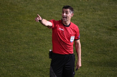 Champions League: Σφυρίζει play offs ο Σιδηρόπουλος!