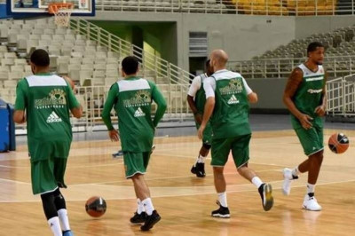 Αναχωρεί για Καρπενήσι το «τριφύλλι»