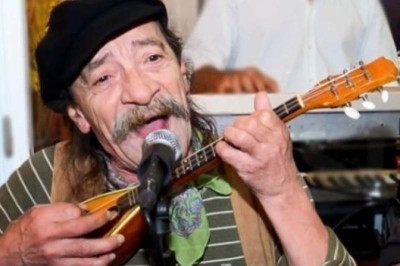 Ανείπωτη θλίψη! Πέθανε ο Κώστας Τσιατάς (photo+video)