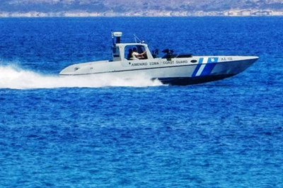 Σκάφος με 30 επιβάτες αγνοείται ανοικτά της Κέρκυρας