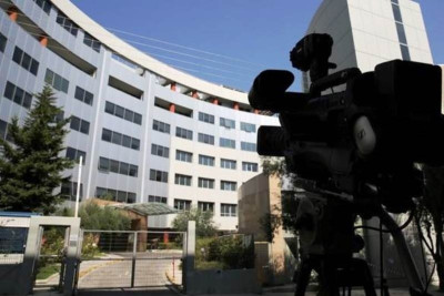 Τηλεοπτικές άδειες: Όλη η αλήθεια για τους «έγκλειστους» της Καλλιθέας