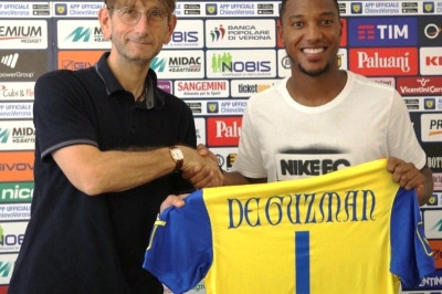 Ο Ντε Γκουζμάν επέλεξε την φανέλα με το 1!