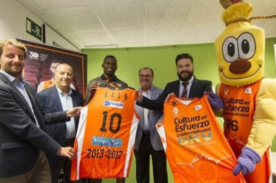 Συνεχίζει στη Βαλένθια ο Σάτο