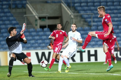 Γιβραλτάρ - Ελλάδα: Το αυτογκόλ του Βάισμαν (video)