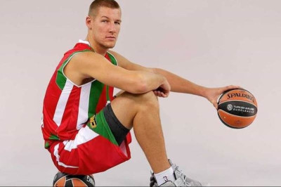 Κλείνει ο Άιβερσον