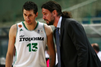 Μιλά για «Diamonds are Forever» και Διαμαντίδη ο Αλβέρτης!