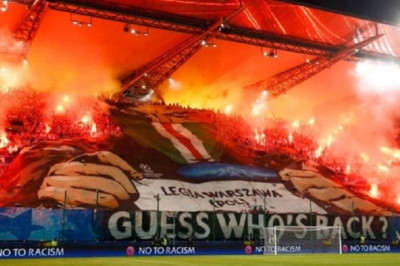 Το απίστευτο coreo των οπαδών της Λέγκια (video, photos)