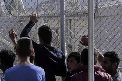 Μυτιλήνη: Σύρραξη μεταξύ Αφρικανών και Αφγανών με ξύλα και πέτρες
