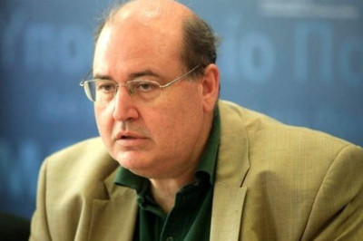 Επιστολή καταπέλτης προς Νίκο Φίλη: «Δεν θα πετάξετε το παιδί μου στον Καιάδα»