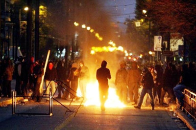 Επεισόδια μεταξύ οπαδών στου Ζωγράφου