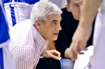 Σοκ! Άγνωστοι επιτέθηκαν στον Γιάννη Τζίμα