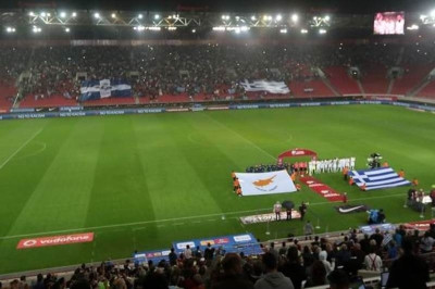 Εικόνες ντροπής και ξύλο στο «Γ. Καραϊσκάκης»!