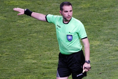 Super League: Λαμπρόπουλος στη Νέα Σμύρνη, Κύζας στην Τούμπα