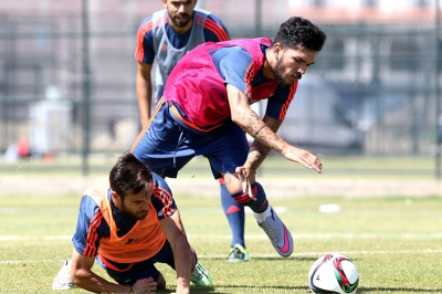 Καραπαπάς: «Νοσηρή φαντασία για Γιαννιώτα και Κολοβό»