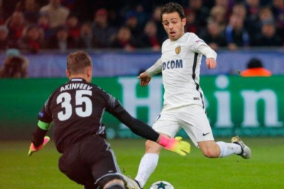 «Έσπασε» κάθε (αρνητικό) ρεκόρ ο Ακινφέεφ!