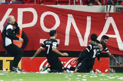 Οπλισμένοι με πάθος για δικαιοσύνη!