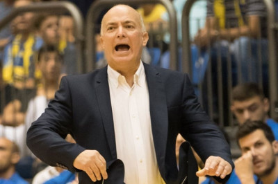 Μακάμπι Τελ Αβίβ: Τέλος ο Έντελσταϊν