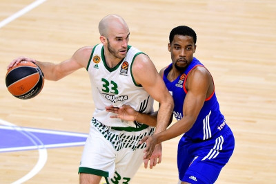 Ακόμα... μοιράζει ασίστ ο Καλάθης