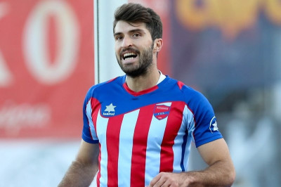 ΑΕΚ: Στόχοι… οι Ανσαριφάρντ και Γιακουμάκης