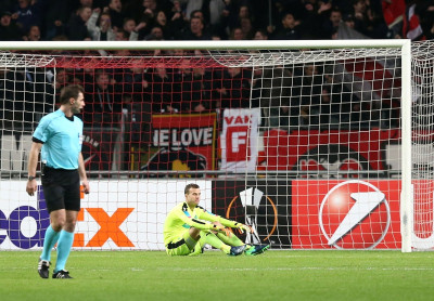 Τα τρώει με... Στιλ (videos)