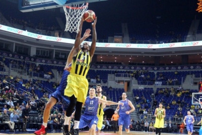 Άνετα η Φενέρ