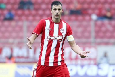 Ολυμπιακός: Στο… κόλπο για Μιλιβόγεβιτς και η Άρσεναλ