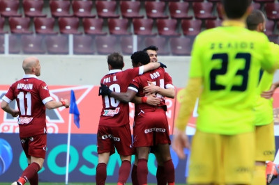 ΑΕΛ-Πανελευσινιακός 2-1: Άνοιξαν λογαριασμό οι Θεσσαλοί