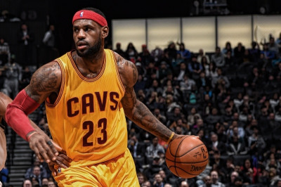Ο Λεμπρόν επελαύνει στο NBA, δείτε ποιόν έφτασε στον πίνακα των σκόρερ όλων των εποχών