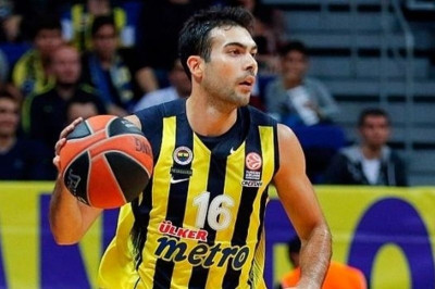 Νικήτρια μετά πριν το ΟΑΚΑ η Φενέρ