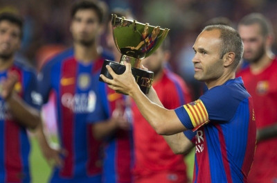Ο Ινιέστα θέλει να μείνει στην Μπαρτσελόνα