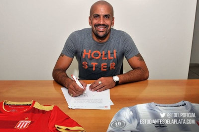 Επέστρεψε στη δράση ο Βερόν! (photo)