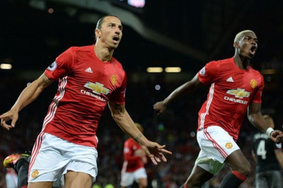 Δεν υπάρχουν οι νέες εμφανίσεις τις Γιουνάιτεντ (photos)