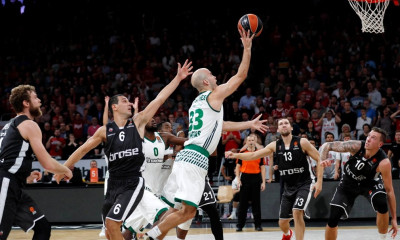 ΠΡΟΣΟΧΗ! Η …πόρνη τους έχει γυρίσει την πλάτη