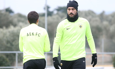 ΑΕΚ: Διάψευση για Αλμέιδα
