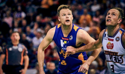 Στην ΑΕΚ ο Νιούλεϊ