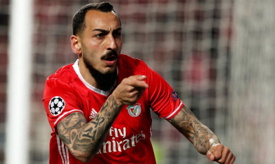 Ο Κώστας Μήτρογλου έχει ακόμα γεμάτα τα «όπλα» του