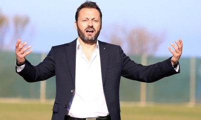 Μετά την Καλλιθέα κουνά μαντήλι ο Παπαβασιλείου!